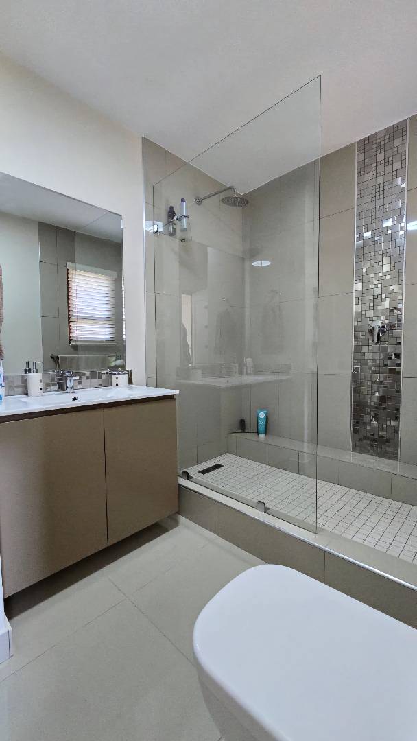 2 Bedroom Property for Sale in Hartbeespoort North West